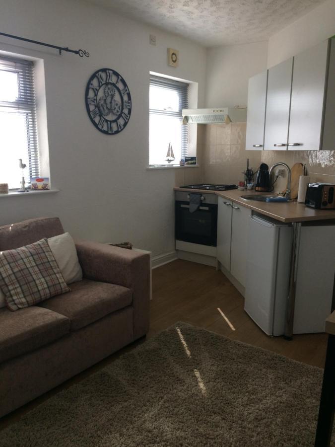 Lovely Little Flat By The Sea In 克利索普斯 外观 照片